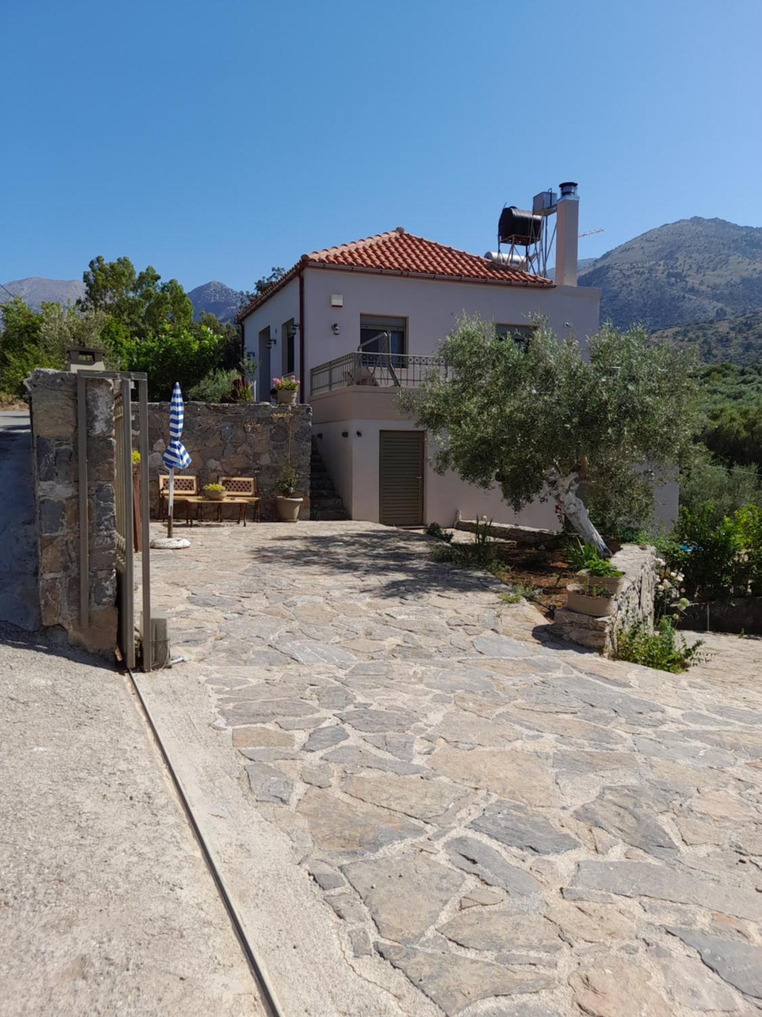 "Villa Kastania" Melidoni, Chania, Crete Exteriör bild